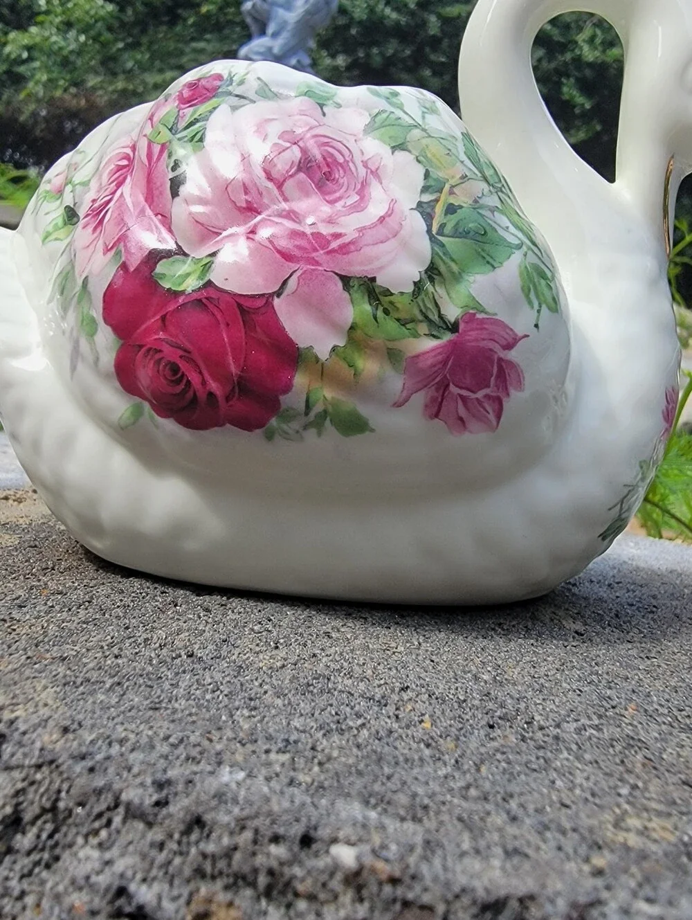 Vintage Formalities By Baum Bros. Porcelain Swan Figurine Planter Pink/Red Roses